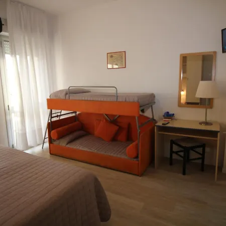 Hotell Firenze 3*